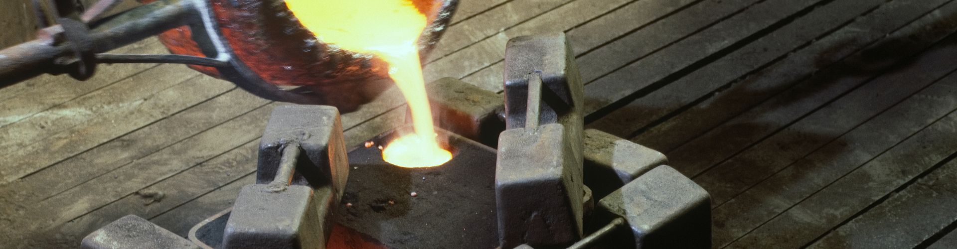 iron foundry 1920 500